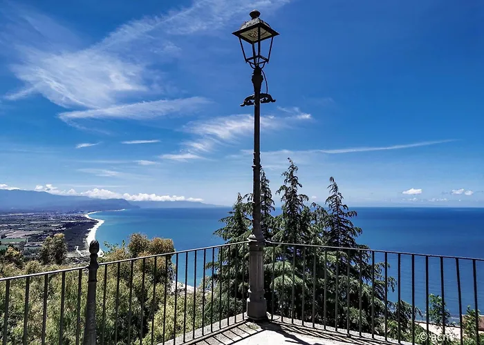 Casa Pelagos A 50mt Dal Mare דירה